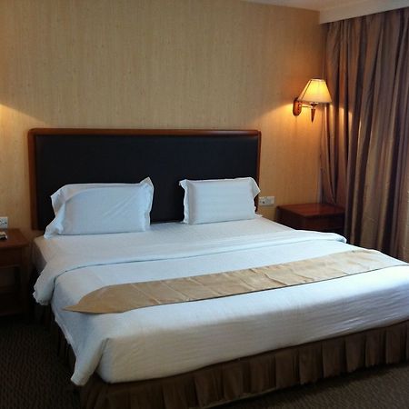 Asia Hotel Lahad Datu Exteriör bild