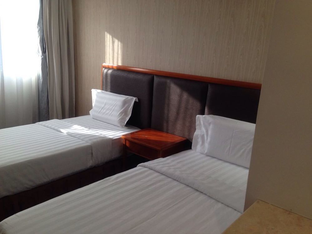 Asia Hotel Lahad Datu Exteriör bild